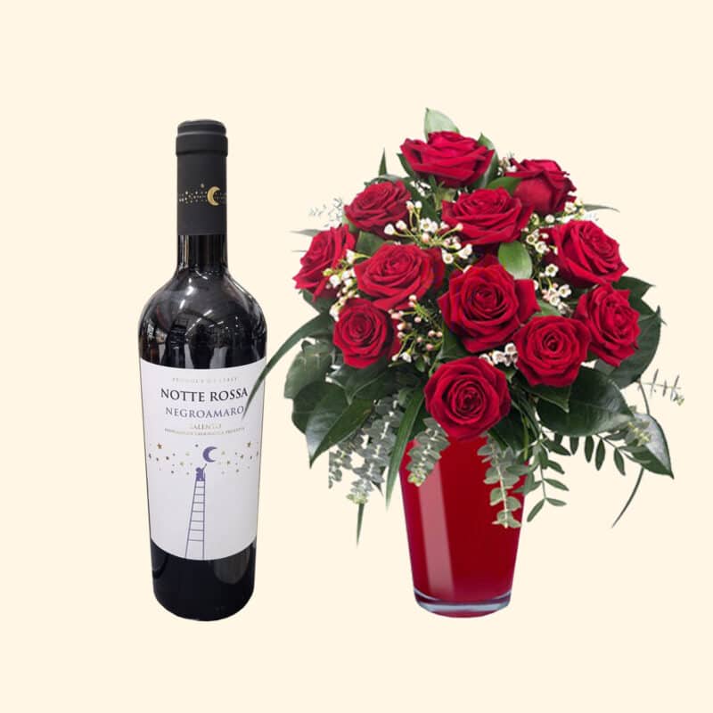 Bouquet di 12 Rose rosse e Bottiglia di Negroamaro Notte Rossa