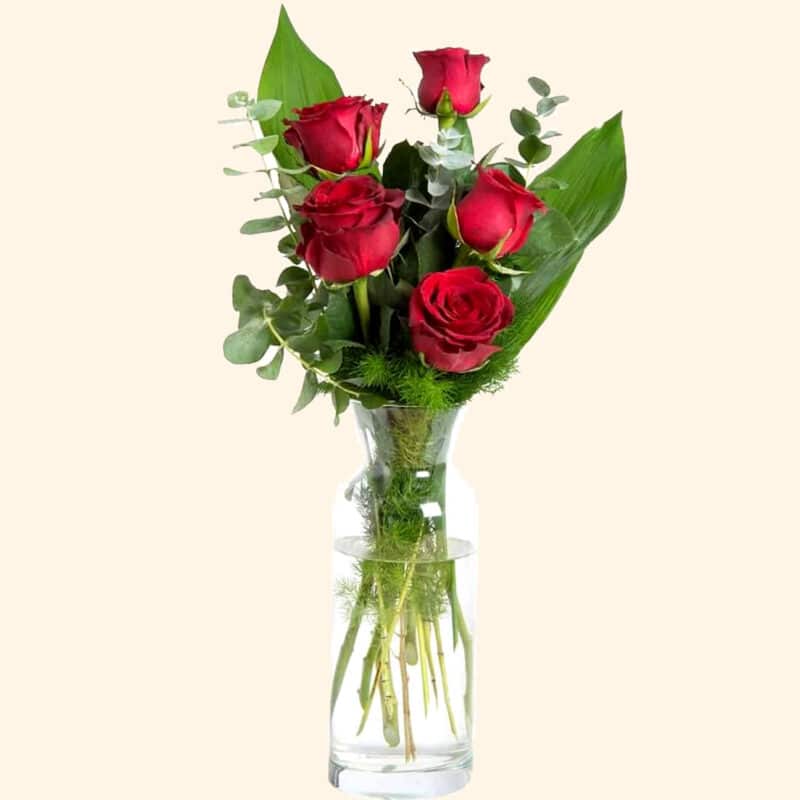 Consegna a domicilio a Roma Bouquet di 5 rose rosse